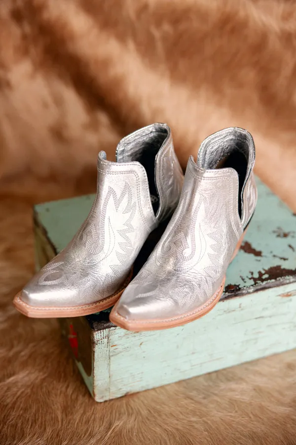 Ariat Dixon Ankle Boots [Silver Metallic]
